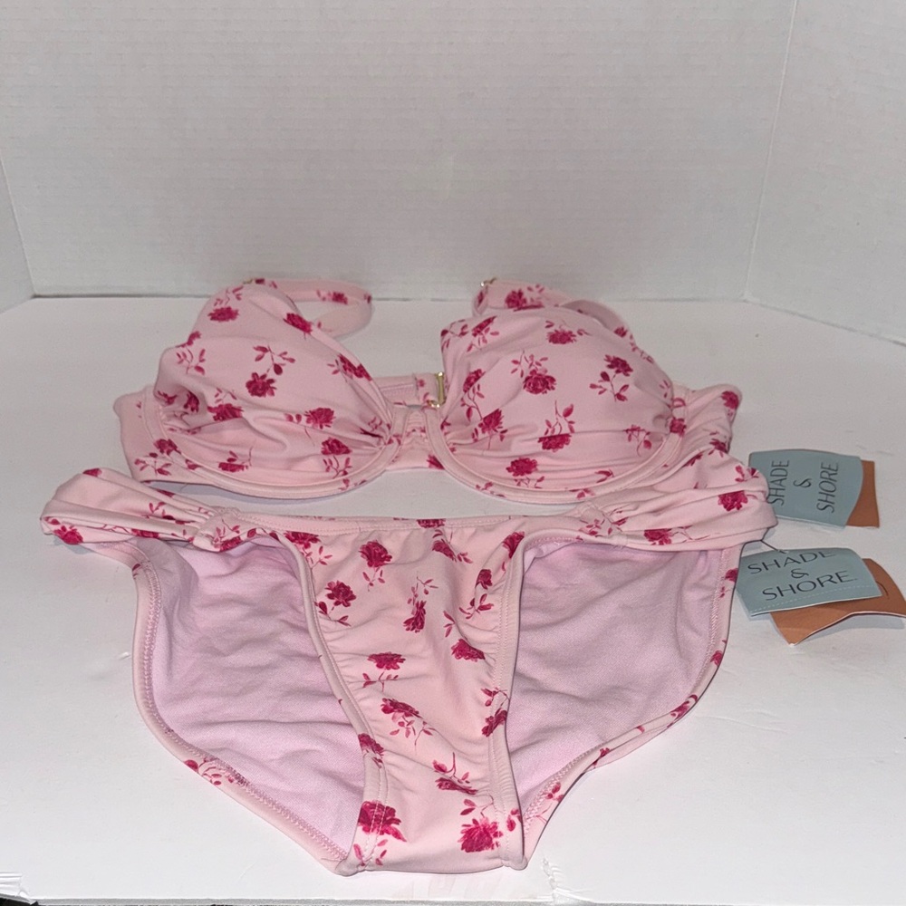 Shade & Shore Light Pink Floral‎ Bikini